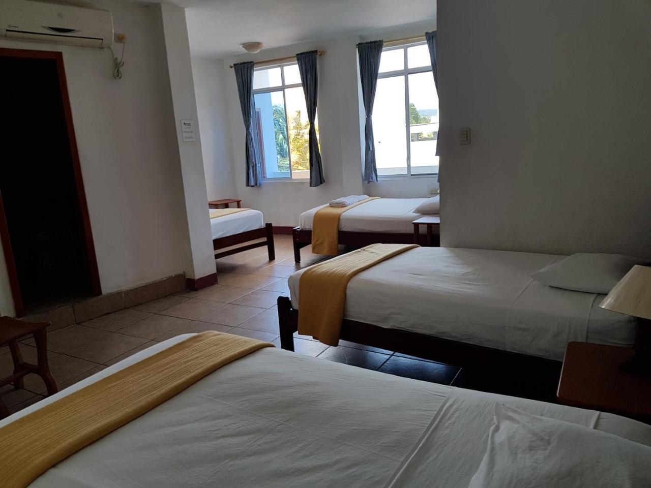 Gloria - Galapagos Inn بويرتو أيورا المظهر الخارجي الصورة