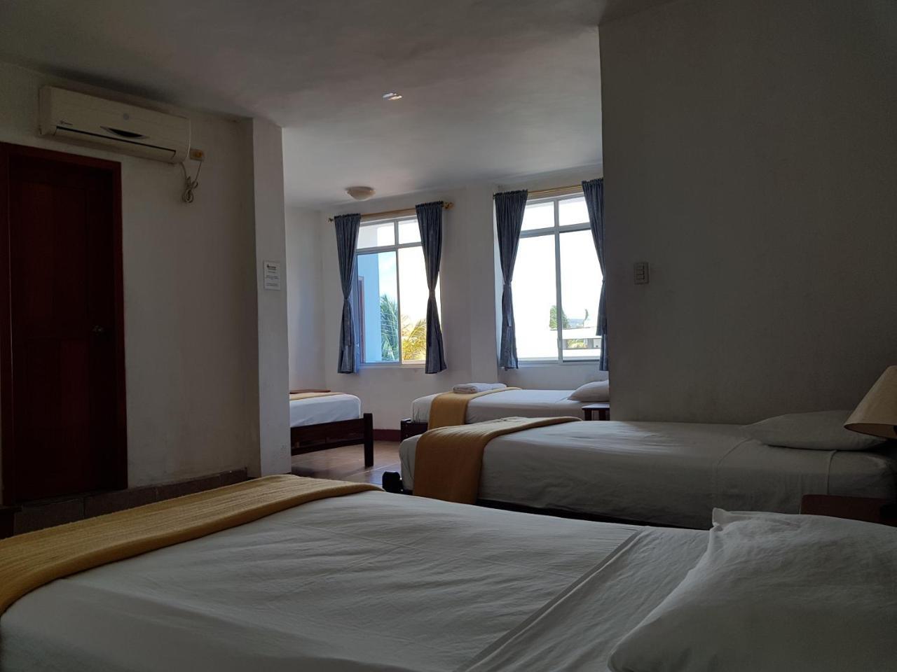 Gloria - Galapagos Inn بويرتو أيورا المظهر الخارجي الصورة