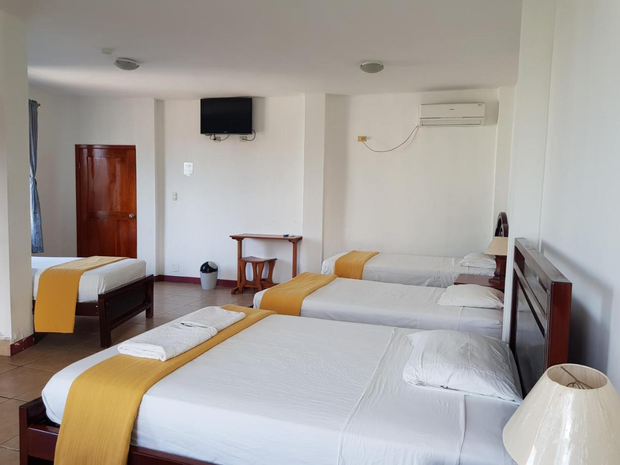 Gloria - Galapagos Inn بويرتو أيورا المظهر الخارجي الصورة